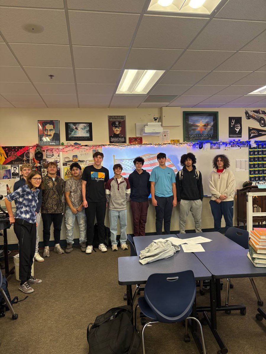 Let’s give a big welcome to St Joseph HS Club America!! 🇺🇸

They had their first meeting today with 20+ and had such a great discussion on bringing conservative values to the school and making an impact in their community.

So proud of these <a href="/tpusastudents/">TPUSA Students</a> and their leadership!🚀