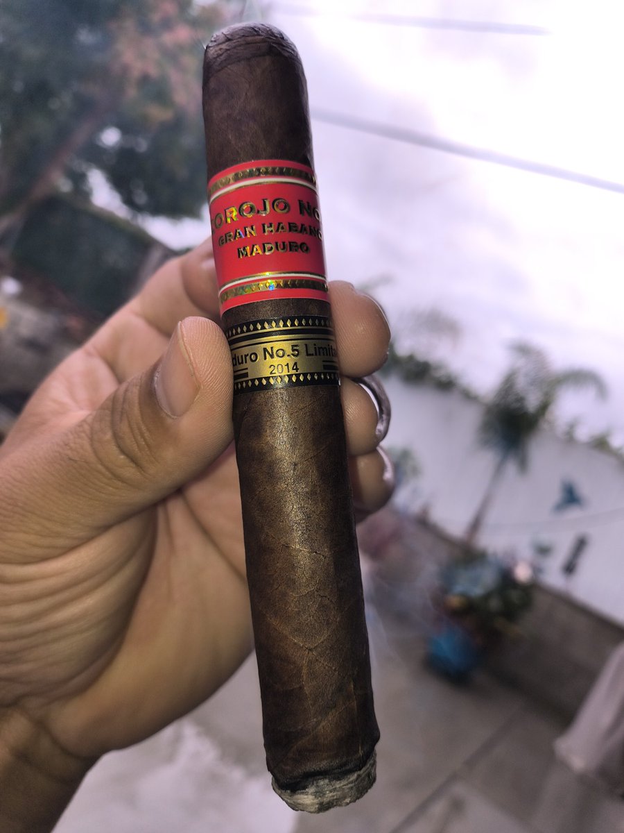PuffSmokeNAsh's tweet photo. Rainy ⛈️☔💧⛈️☔ Day Smoke in the #BackyardLounge 2014 LE Gran Habano Maduro &amp; Corojo No.5 this cigar was not planned but it sure puts a smile on my face 💯😊💯 🔥🔥🔥🔥🔥🔥🔥🔥🔥🔥🔥🔥🔥🔥🔥🔥🔥🔥🔥🔥🔥🔥🔥🔥🔥🔥🔥🔥🔥🔥🔥🔥🔥🔥🔥 #StayWarm https://t.co/cVqQHQE1HT