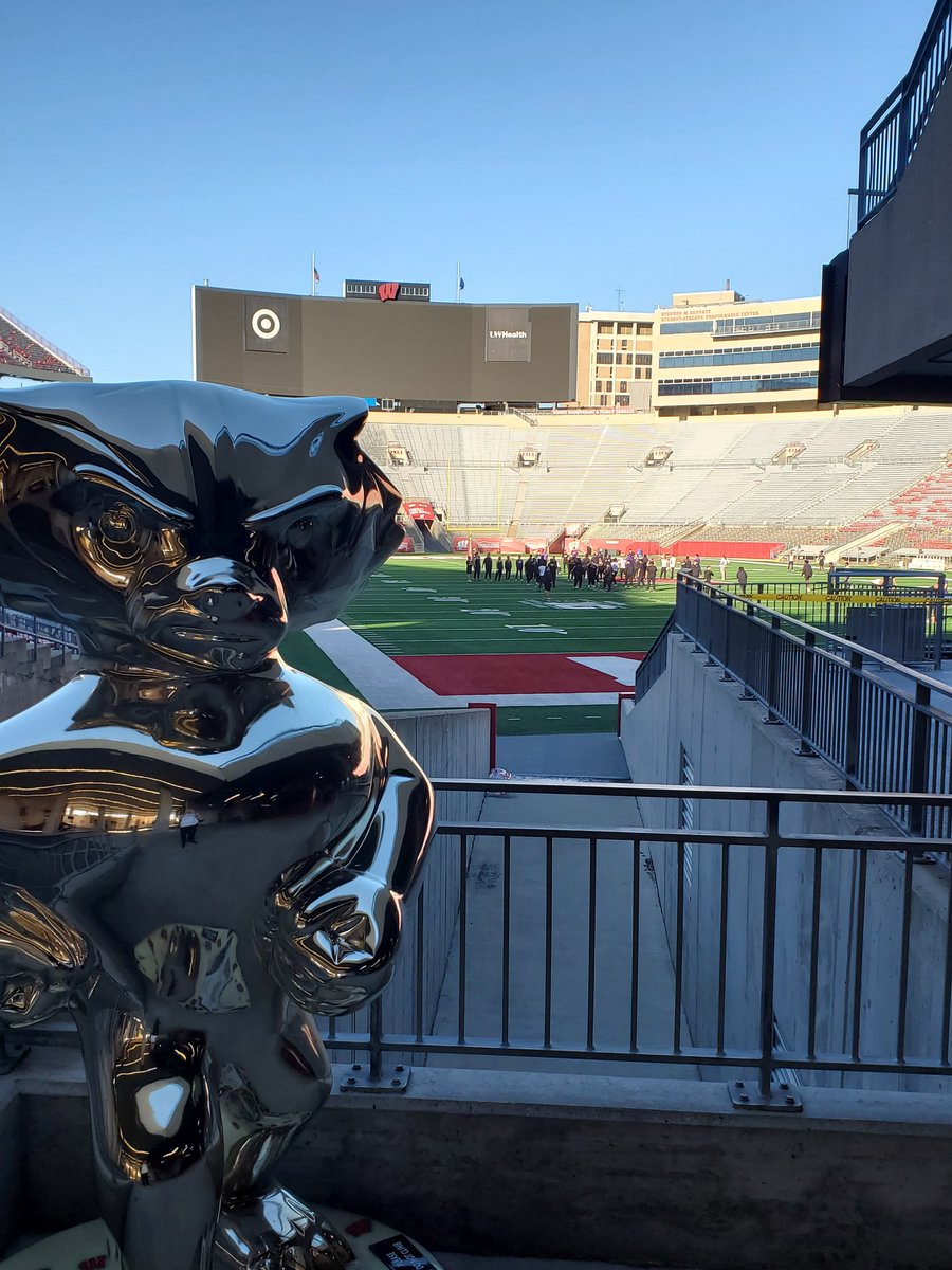 Thanks to <a href="/BadgerFootball/">Wisconsin Football</a> for letting us use Camp Randall for our walk through!!

#CrownClimb #BeDangerous26 #OnWisconsin