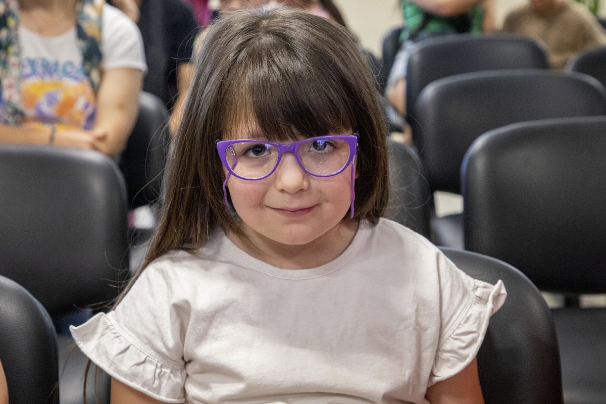 jjosemussi's tweet image. Entregamos 69 pares de anteojos a 49 berazateguenses sin obra social, atendidos en el Centro Oftalmológico Municipal San Camilo.

Gracias al Gobernador @Kicillofok  y a la @fundacionbapro por impulsar políticas públicas que mejoran la vida de las y los bonaerenses.

#Berazategui