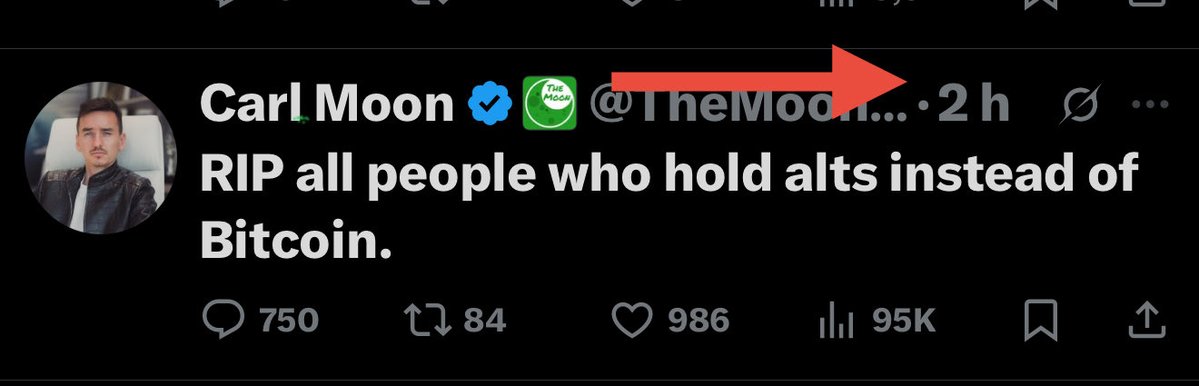 LongtermR's tweet image. How come 1.5 million people follow this clown 😂