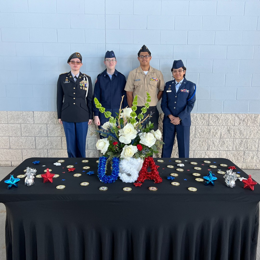 ConroeISD's tweet image. Grateful for the students and staff who assisted with preparations for the Veterans Day event. Thank you for your support and teamwork!