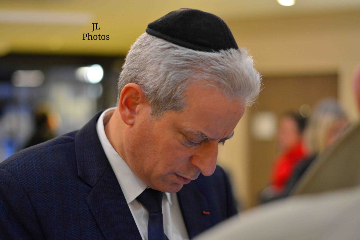 #LeMans  jeudi 13 novembre 2025. 
Un grand-rabbin en #Sarthe 

Lewin Moïse Moché, Grand-Rabbin du #Raincy, Vice-Président de la Conférence des Rabbins européens et Conseiller spécial du Grand-Rabbin de #France était #LeMans ce jeudi.