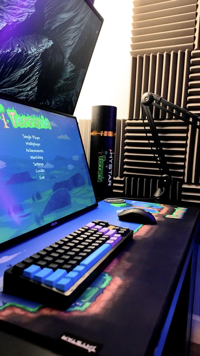 adrianincaps's tweet image. Thank you SO MUCH to @Hystar_GG for sending me the OFFICIAL Terraria X Hystar MOUSE PADS! I am in LOVE. 

Check Out The Entire Collection Here! #hystaraffiliate #ad
hystar.gg/?ref=ADRIAN10

Enter Their Giveaway!: 
gleam.io/xRm1V/adrian-x…