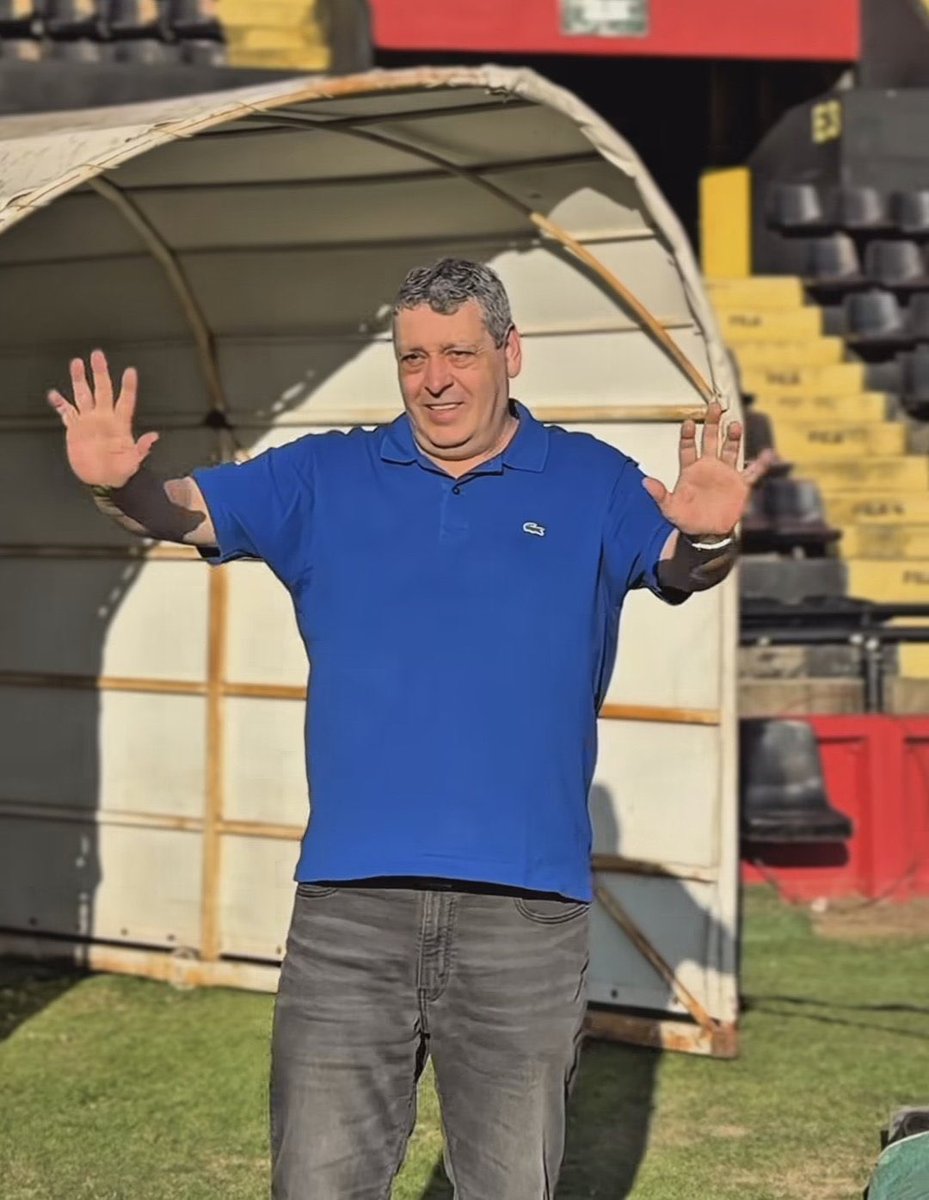 ✍🏾 Ricardo Magdalena presentó varias impugnaciones en la jornada de hoy: 

🗳️Tradición Sabalera
❌Alejandro Bonazzola 
❌José Néstor Vignatti 

🗳️Sangre de Campeones
❌Ariel Utrera
❌Martín Mina 

🗳️Unidad Colonista 
❌Ismael Quilez 

📔 El pedido es para que se excluya a los