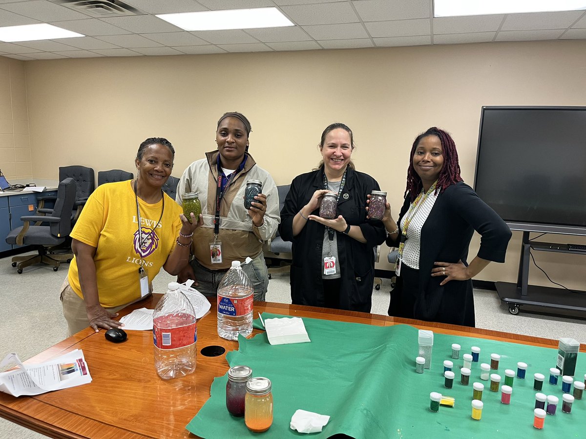 Teresa Brummit-Dunn tweet media