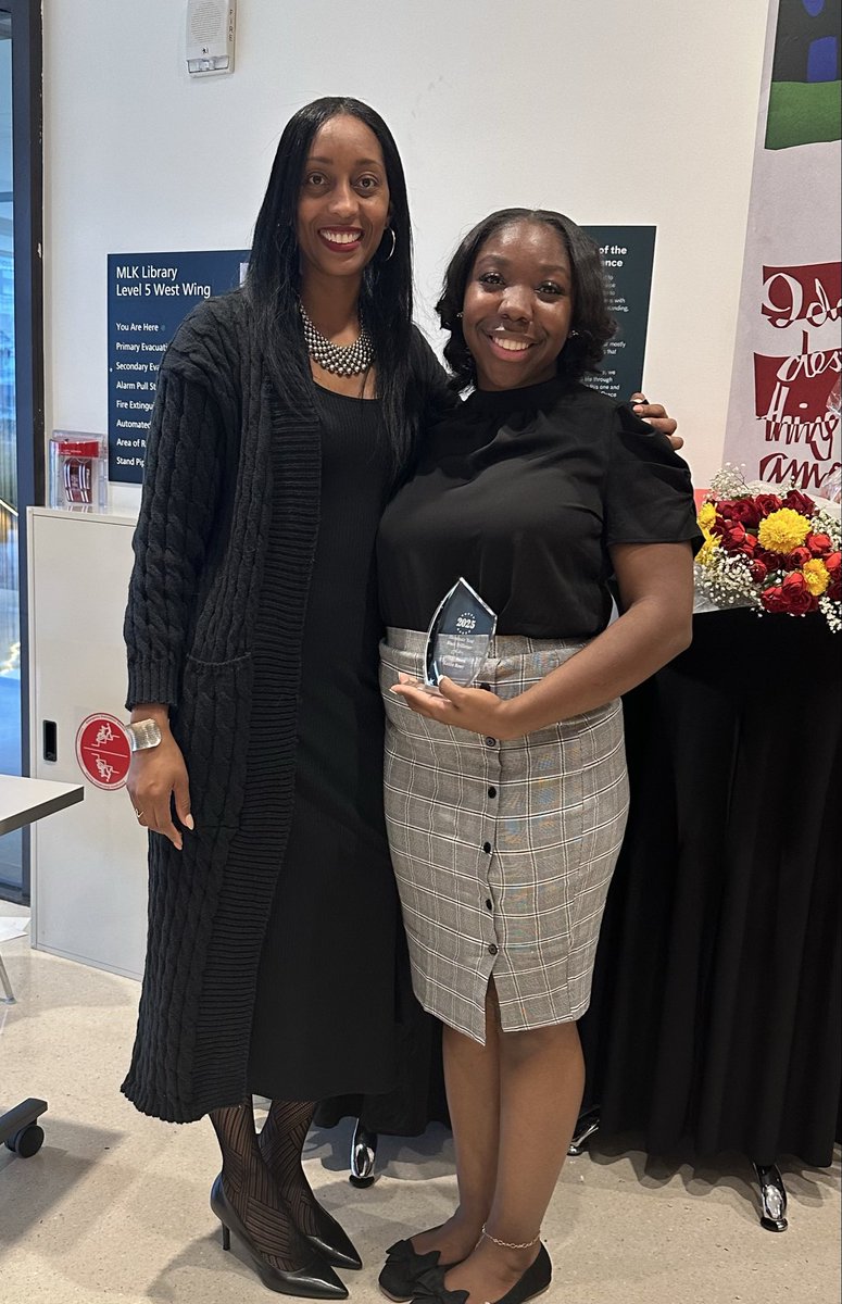 Our very own Kaitlyn Rowe was recognized and honored at the Illuminate Your Black Brilliance Award today with the STEM AWARD at the MLK, Jr. Library. Greatness in the room. Way to go, Kaitlyn! We’re so proud of you!!!! #TigerPride <a href="/DuValHSTigers/">DuVal Athletics</a> <a href="/DuValPTSA/">DuValPTSA</a> <a href="/wusa9/">WUSA9</a> <a href="/DCAllisontv/">Allison Seymour</a>