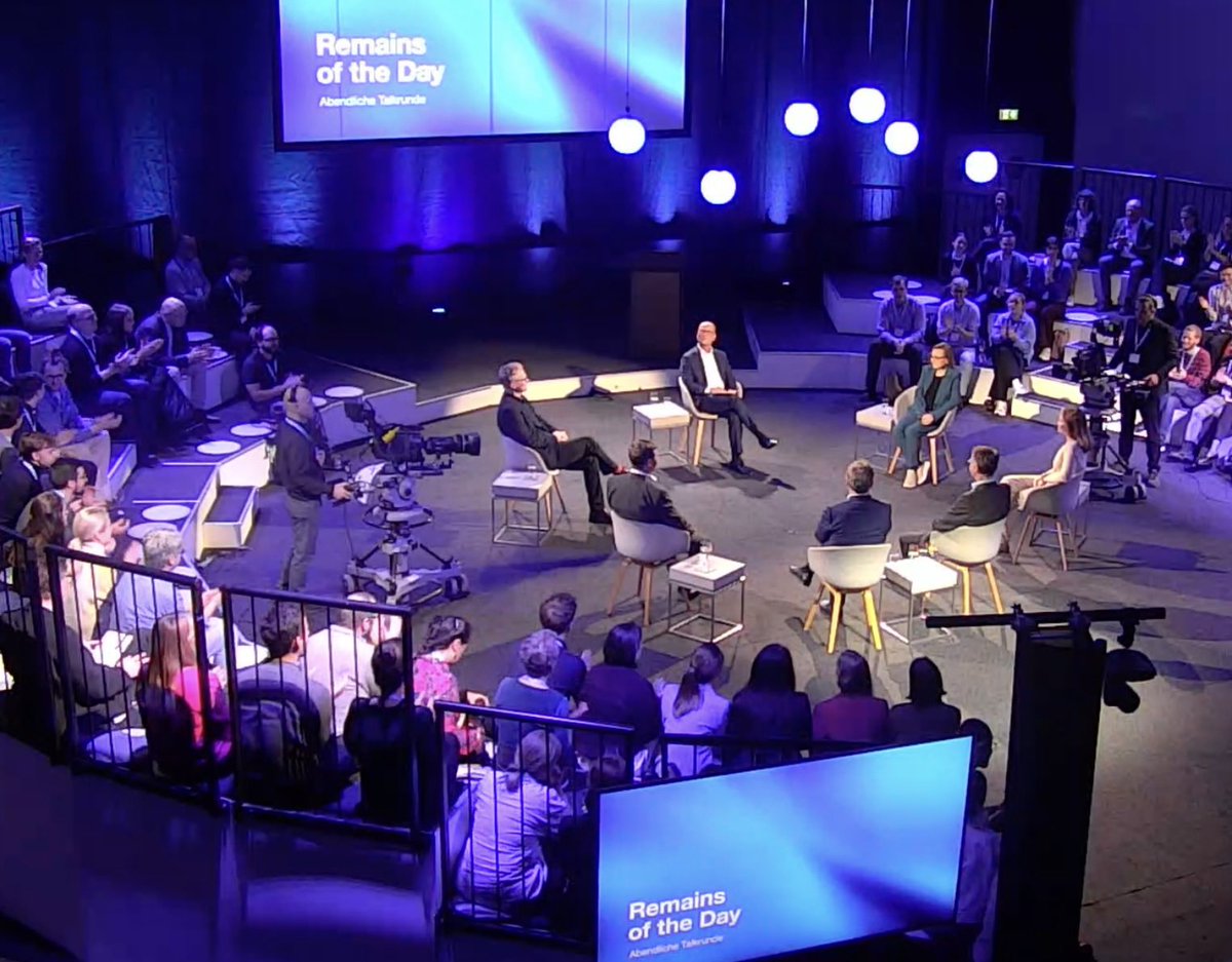 DGN Konferenz: 
Remains of the Day - ME/CFS ein Statement mit Folgen.
Gute und ausgewogene Moderation und faire Diskussion. Wir werden nicht alle überzeugen, MECFS zu verstehen oder erforschen, aber es gab klärende Antworten auf Konzepte, die nicht mehr zeitgemäß sind. <a href="/geschom/">Georg Schomerus</a>