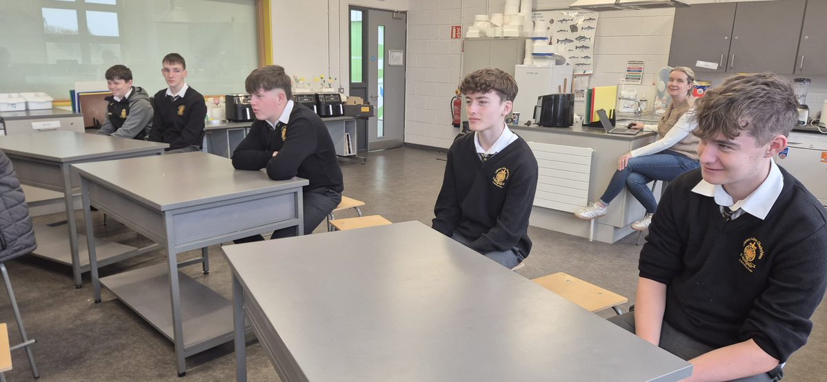 stmacartans's tweet image. Our TY students visited Monaghan Institute today trying their hand at some cookery, accounting, sports and physiotherapy, hairdressing and media.

#SkillDevelopment #LearningForLife #OurCommunity
