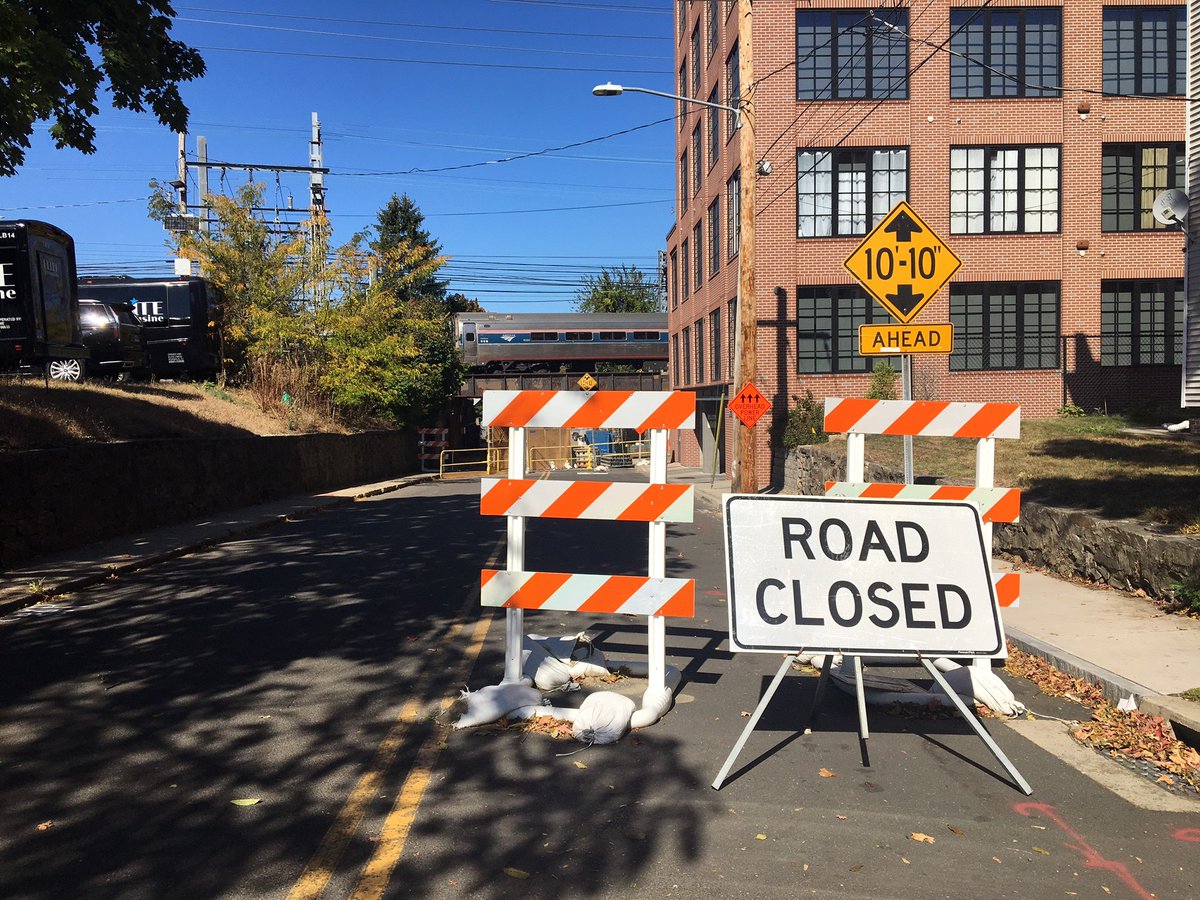 WalkBridgeCT's tweet image. #TGIF The WALK Bridge Construction News available for w/o11/17. REMINDER: Osborne Ave. closed under the RR bridge, 11/17-11/19 7am-4pm and N. Water St. closed 11/17 from 5AM -2PM. Follow detours and police direction. WALK Bridge Construction News - November 14, 2025 | WALK Bridge