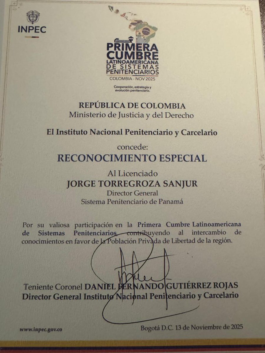 Al finalizar la Primera Cumbre Latinoamericana de Sistemas Penitenciarios, organizada por el Instituto Nacional Penitenciario y Carcelario (INPEC) de Colombia desde el 11 al 13 de noviembre, el director del Sistema Penitenciario, <a href="/jtorregroza/">Jorge Torregroza</a> recibió un reconocimiento especial.
