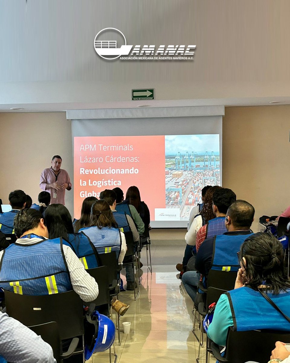 🚢 Visitamos APM Terminals Lázaro Cárdenas como parte de nuestro curso Operación Marítimo-Portuaria, donde los participantes conocieron de cerca su operación y tecnología. Gracias a APM Terminals por su apertura.

#AMANAC #APMTerminals #LázaroCárdenas #CapacitaciónMarítima
