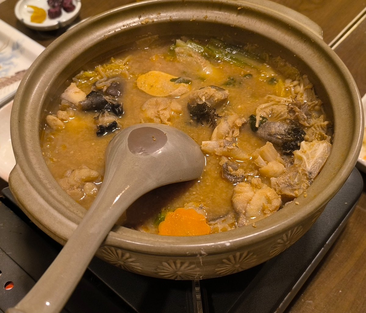 昨日のゆうはん! お宿のごはん、あんこう鍋コース。締めの雑炊まで味わい尽くしました。ごちそうさまでしたーm(_ _)m 