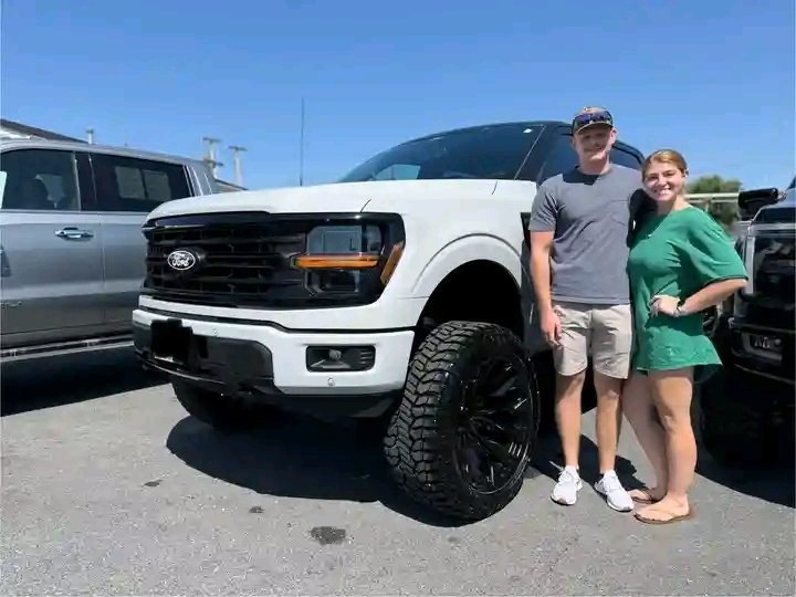 markrobert2000's tweet image. 