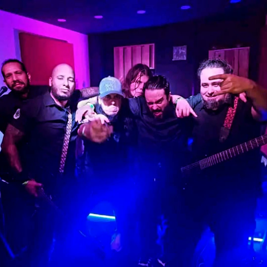 SickFeel tweet media