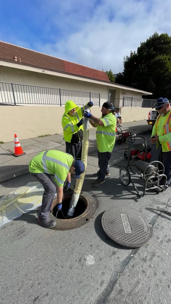 WestCountyWD's tweet image. Every week our Collections crews and Maintenance teams work to repair underground sewer lines, conduct practice exercises, and monitor the 17 lift stations that keep the wastewater flowing to our treatment plant across West County.
 #westsidebestside