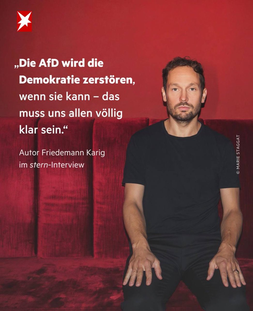 1969 bin ich geboren, 1989 habe ich für ein besseres 🇩🇪 gekämpft und ich habe keinen Bock darauf, dass ich 2029 wieder in einer #Diktatur aufwache!

Ich will nicht von den FASCHISTEN der #AfD regiert werden!

#AfDVerbotSofort bevor es zu spät ist‼️

#AfDSindFaschisten #FCKNZS