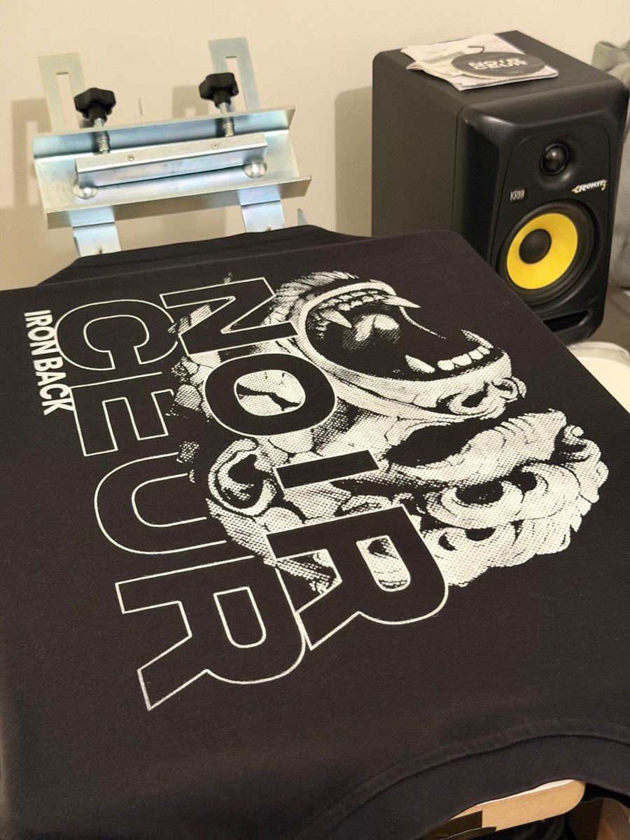 Iron Back tweet media