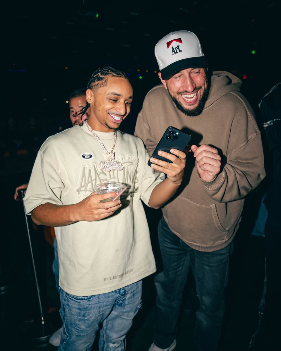 Cheeseaholic_YT's tweet image. Lot of people rich , but it HIT different when you come from ZERO 🏆💯😈✈️