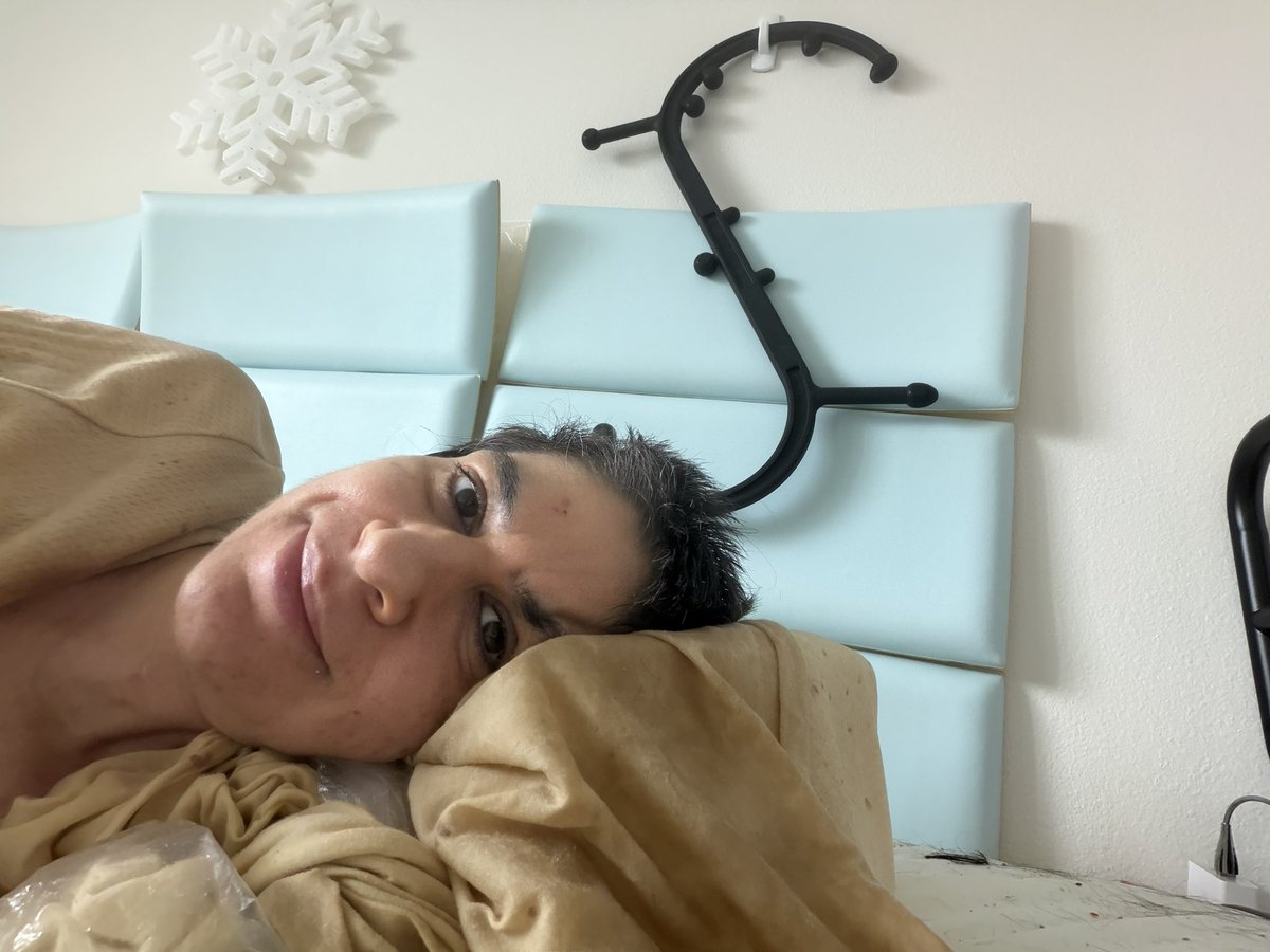 Zahra Khan (she/her) ♿️🦻🏼 زہرا خان tweet media