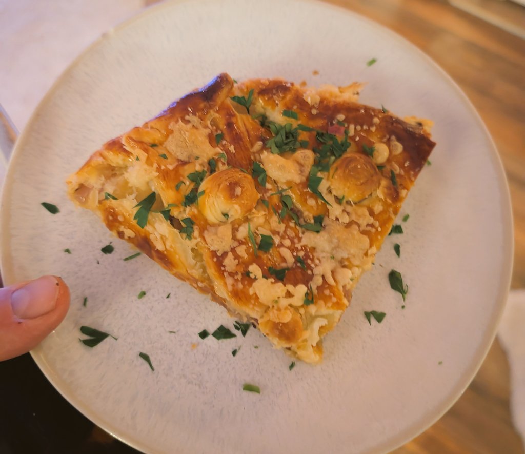 Das ganze Haus riecht nach frischem Zwiebelkuchen