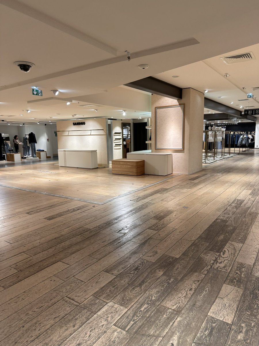 Adrien Tango Hotel ✈ tweet media