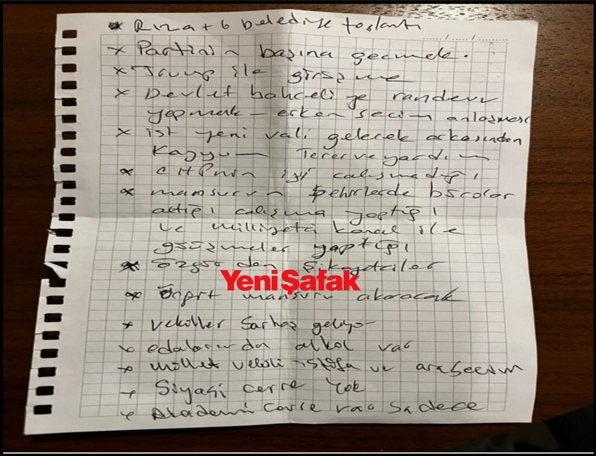 SON DAKİKA!
İBB soruşturmasında tutuklu bulunan Necati Özkan'ın incelenen İphone cep telefonunda yeni belge daha ortaya çıktı.

Daha önceden kaydedildiği değerlendirilen notta yazılanlar 👇
-Rıza+6 belediye toplantı, 
-partinin başına geçmek
-Trump ile görüşme
-Devlet Bahçeli’ye