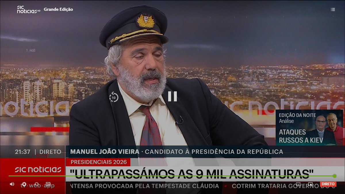 Isto de concorrer para as presidenciais, também tem um espaço para a comédia!!... É isso?... 🤔😂😂