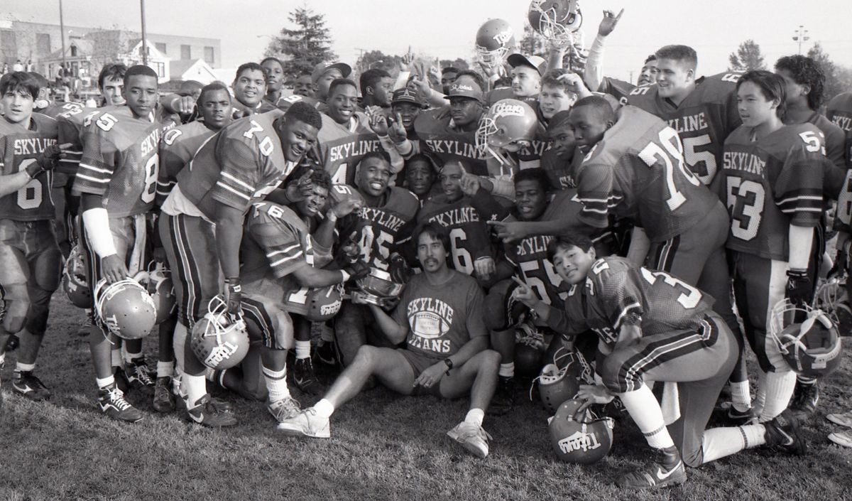"His loss leaves a hole in our family and in the Oakland community he served so passionately."

John Beam, the revered Laney College football coach and athletic director, died Friday morning after being shot on campus a day earlier.

📷: John O'Hara, Deanne Fitzmaurice/S.F.