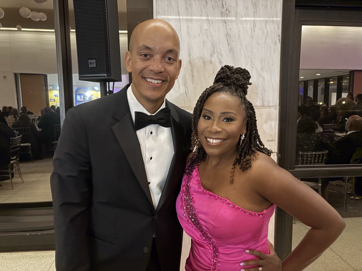 Eva McKend tweet media