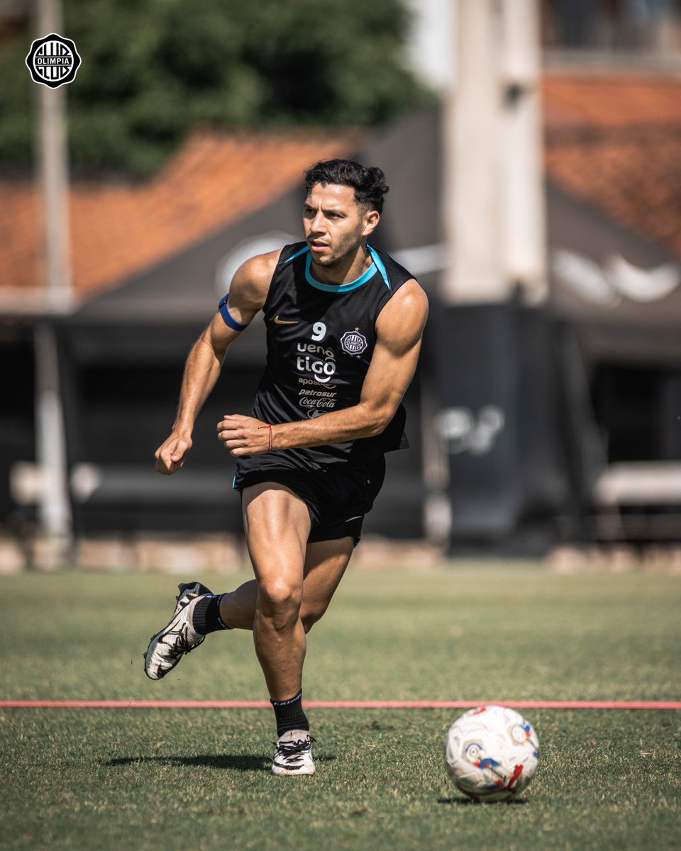 Club Olimpia tweet media