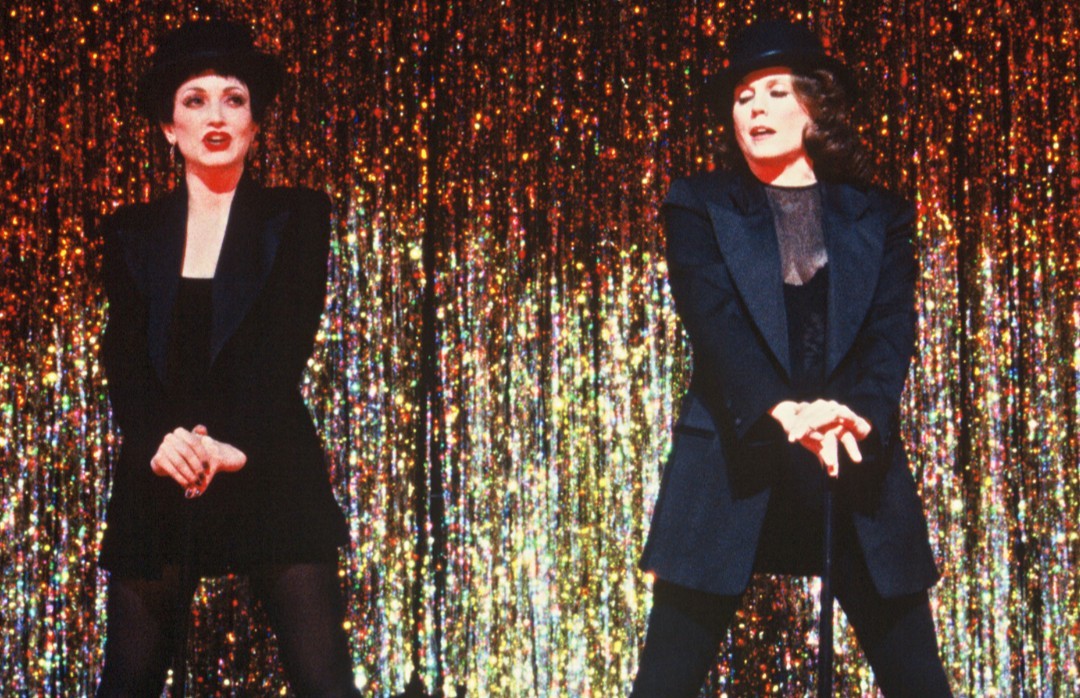 NYCityCenter's tweet image. As @chicagomusical celebrates an incredible 29 years on Broadway, we're looking back on where this production started... New York City Center!

Bebe Neuwirth, Ann Reinking, Joel Grey, James Naughton, and MORE gave it that razzle dazzle from day one. 

Congrats @chicagomusical!