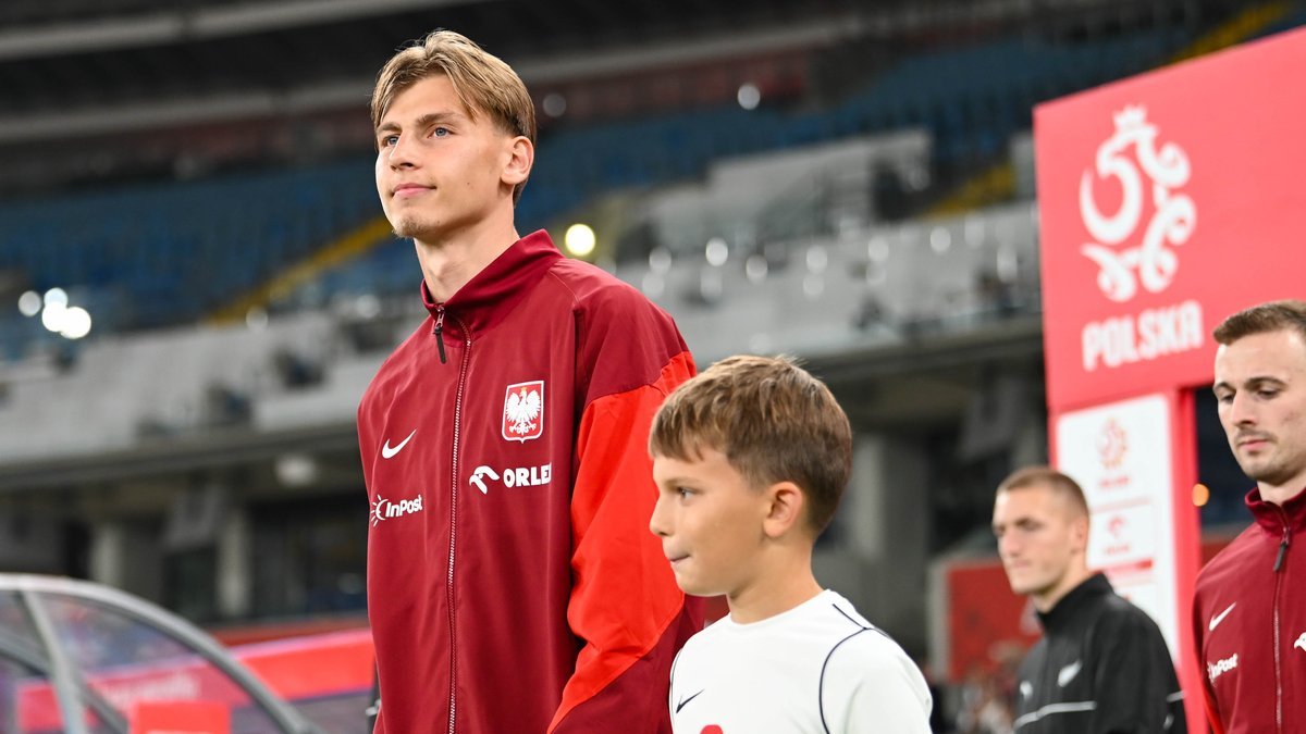 Jan Ziółkowski 🇵🇱 w #POLNED: 
🔹8 pojedynków (4 wygrane)
🔹4 wybicia
🔹2 odbiory
🔹3 faule i żółta kartka 

Zdał egzamin? 💭