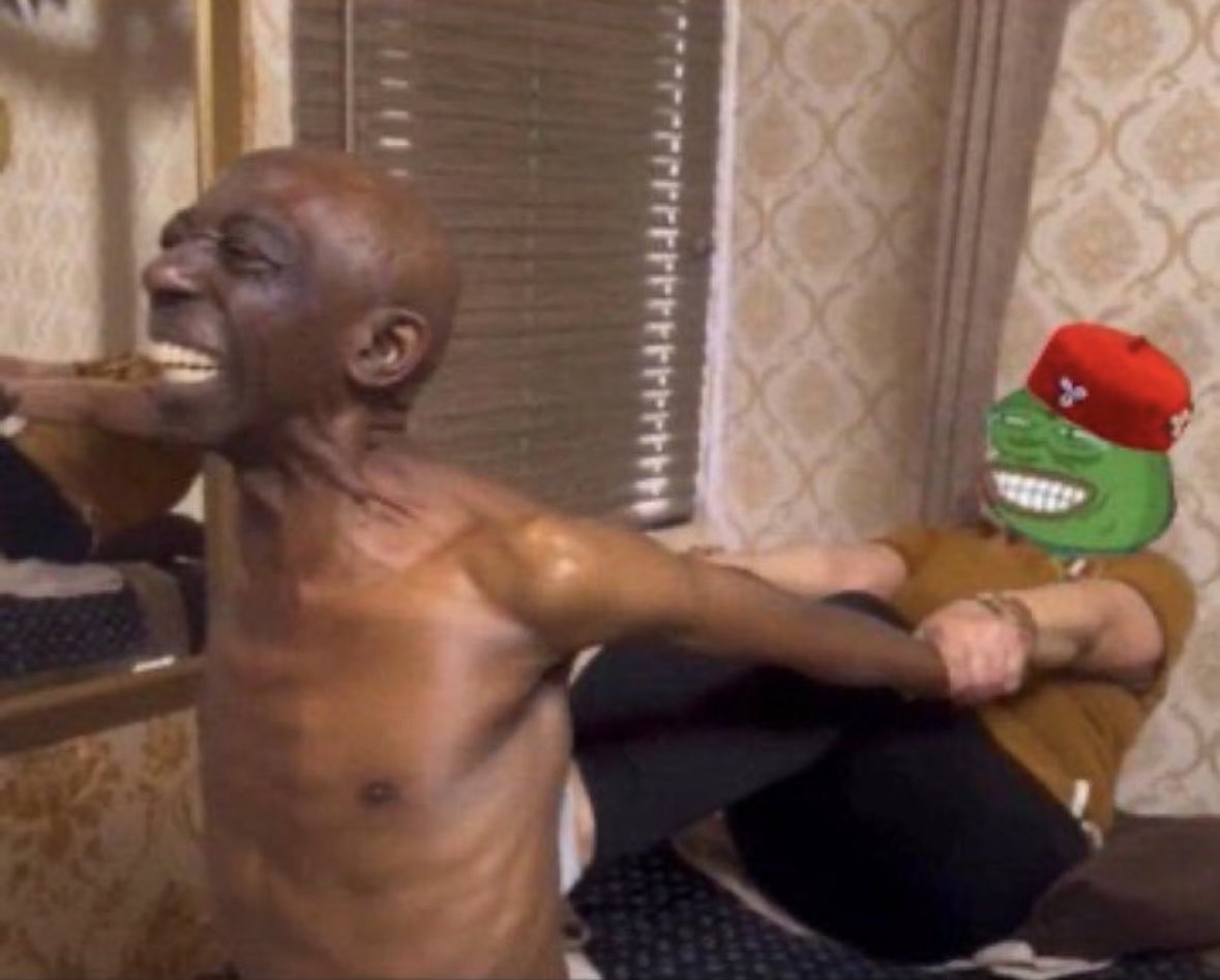 Stretching the boundaries 😬😂