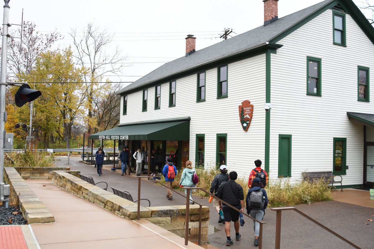 Update! Boston Mill Visitor Center is open daily from 9:30 am-5 pm, except for Thanksgiving Day when we are closed. Stop by to plan your trip or jumpstart your holiday shopping. Canal Exploration Center and Hunt House are closed for the season.

Photo: NPS/Rick Santich