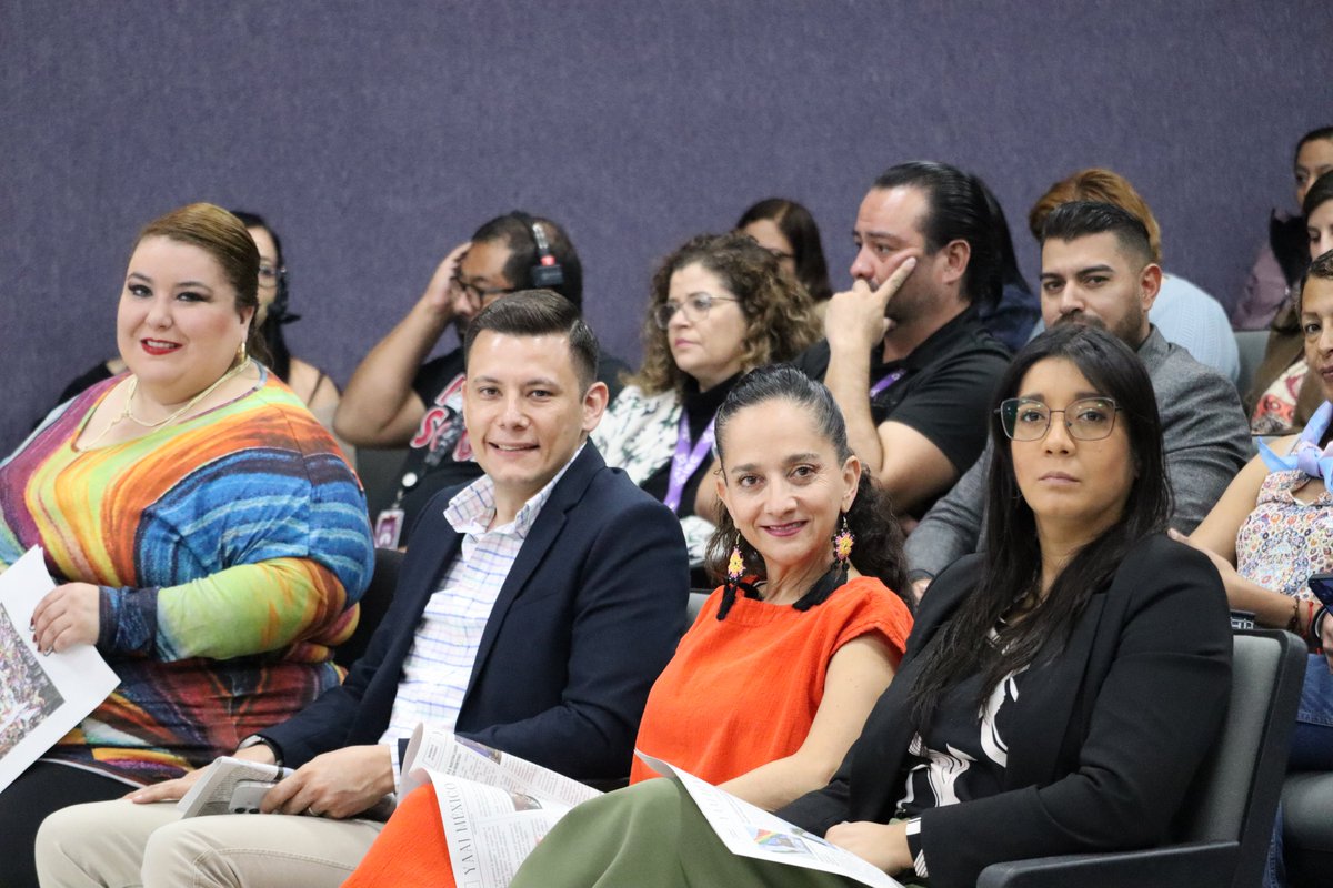 letybravoo's tweet photo. En memoria de le Magistrade Jesús Ociel Baena Saucedo, persona servidora pública, activista incansable por los derechos político-electorales de nuestro país; este día participamos en el "Foro sobre diversidad sexual y servicio público", con las imperdibles participaciones de @ivantagledurand, Samantha Arellanes Balderas y @j_carlos_cuervo. 

Te comparto aquí algunas de las frases más relevantes 👇

💻El Foro está disponible en: https://t.co/bJQUfuBkEr