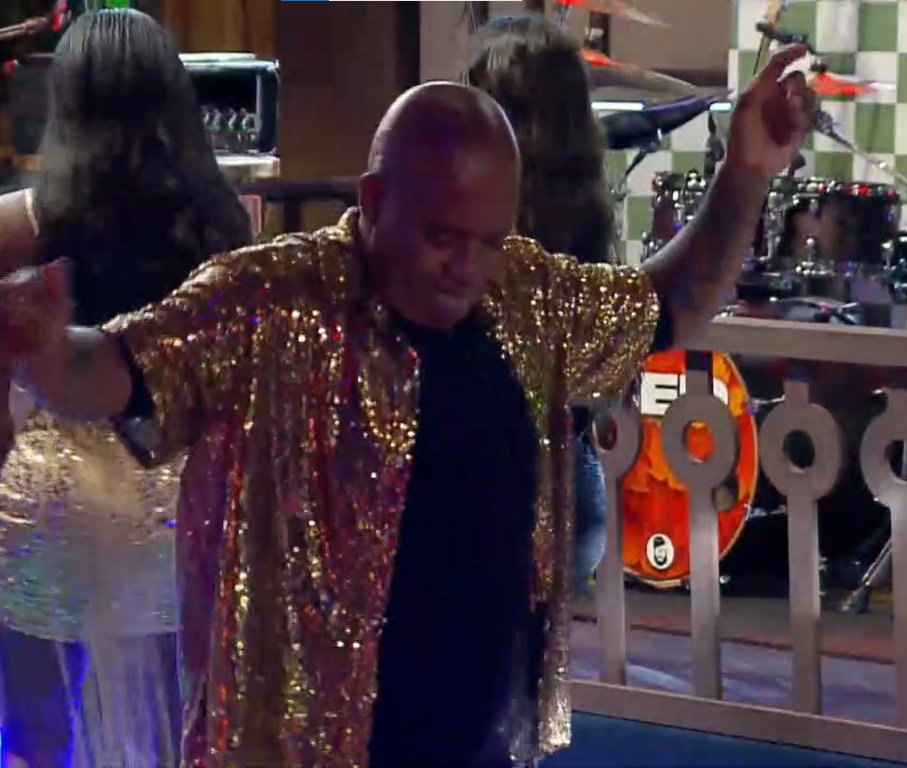 botecododuende's tweet image. A C&amp;amp;A ta patrocinando a Fazenda esse ano ? kkkkkk

 #foramatheus