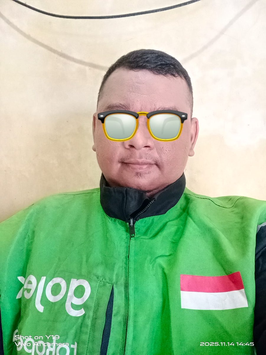 Chubby Lover tweet media