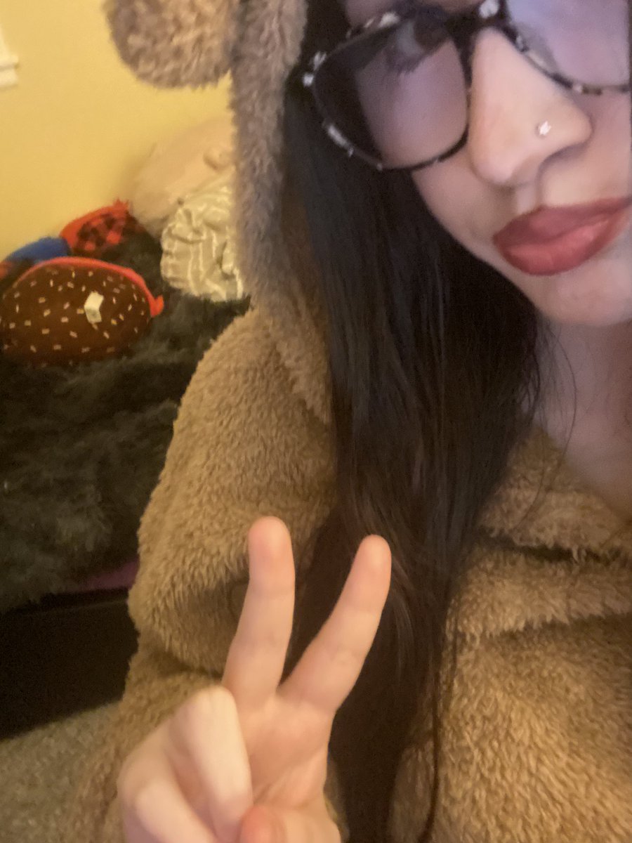 heyyyyy come say hi bo7 snd sniping :)))
twitch.tv/ttvallysinz