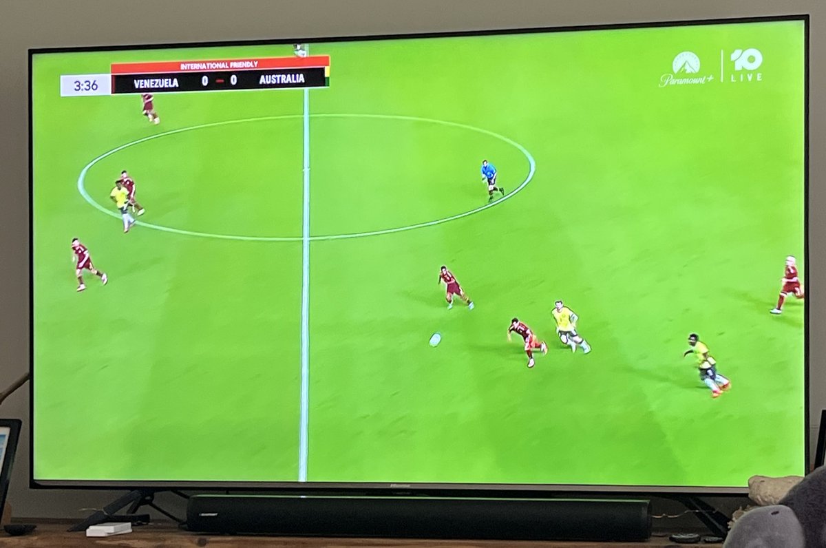 Guys help I’m just a silly girl 🥺 how am I supposed to understand this without a matcha reference and pink captions 💔