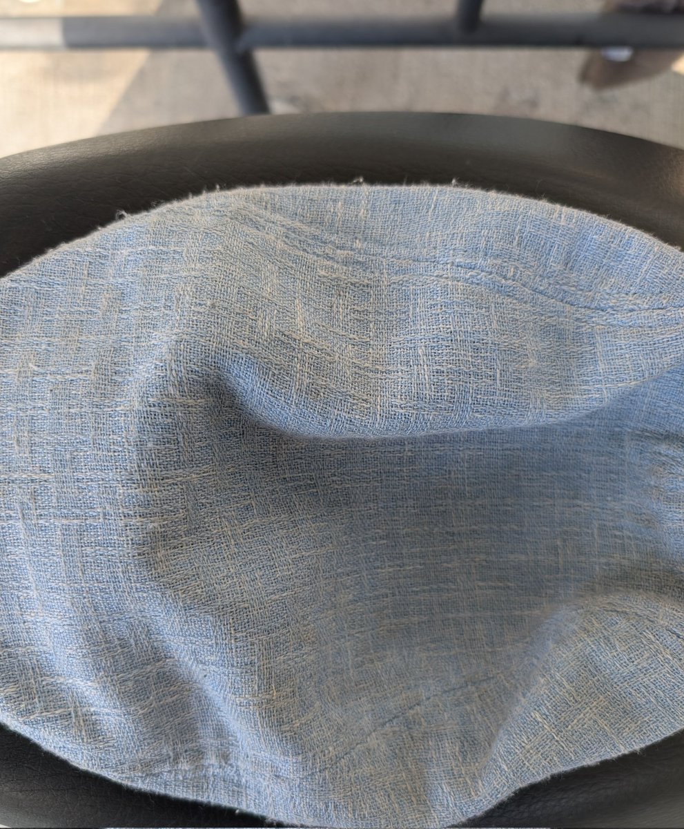 嫁さんのしてくれた空色ハンチング被って