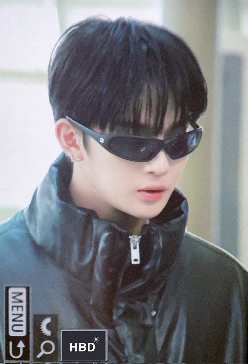 251115 ✈️
#배진영 #BAEJINYOUNG #ベジニョン