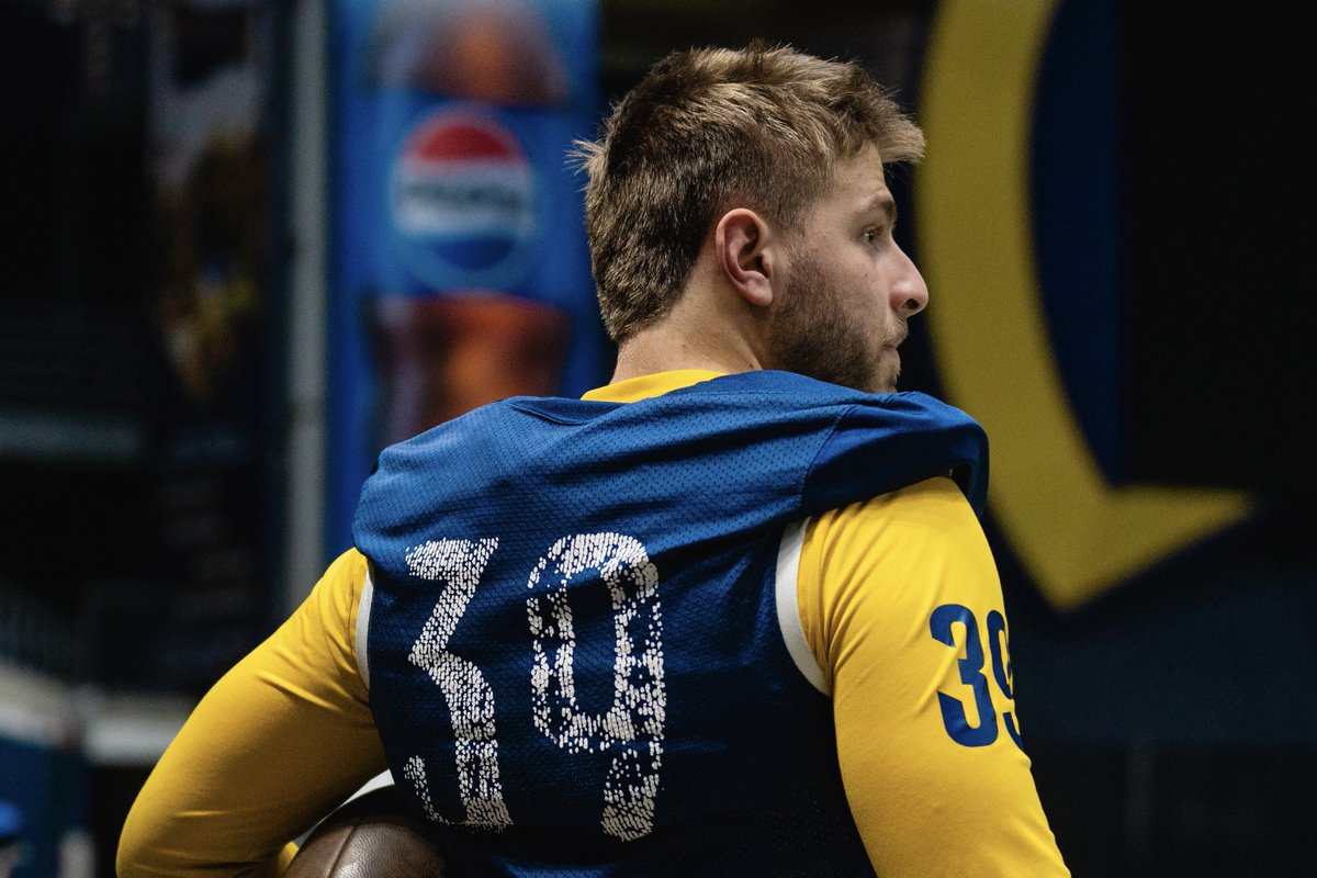 NAU_Football's tweet photo. BE HERE. BE LOUD.

Senior Day tomorrow. 2 p.m. in the Dome!

#RaiseTheFlag | #BigSkyFB https://t.co/U8kZU8yiD2