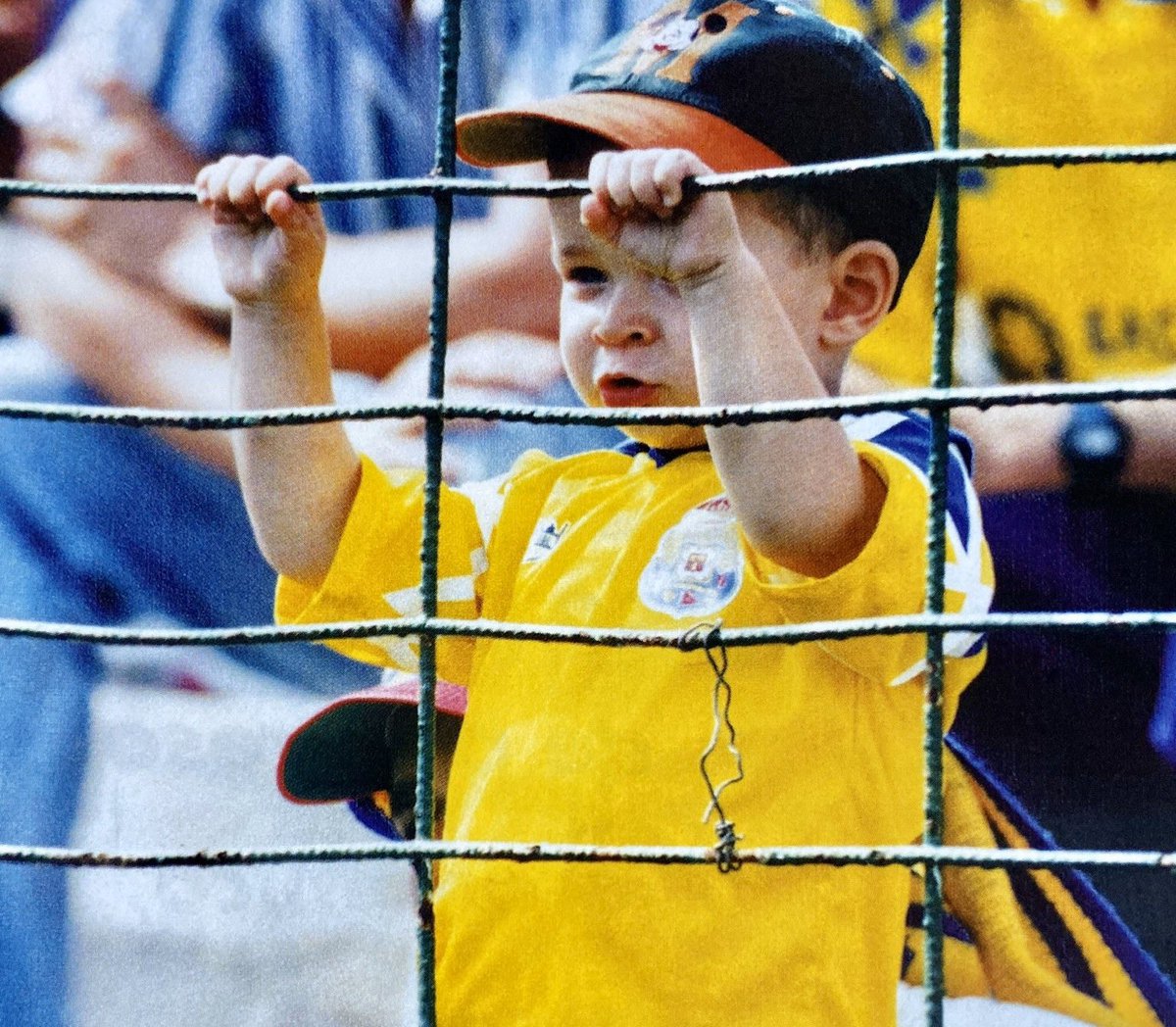 Qué bonito es ser del equipo de tu tierra.

Qué bonito es ser aficionado del mejor club del mundo.

Qué bonito es ser de la gloriosa Unión Deportiva Las Palmas.

❤️❤️❤️❤️❤️❤️❤️❤️❤️❤️❤️❤️