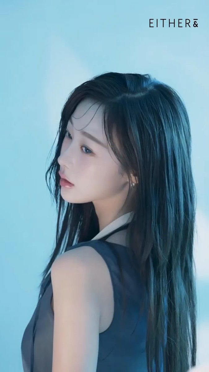 aeriminded's tweet image. GISELLE for EITHER&amp;amp; Glazed Lip Oil