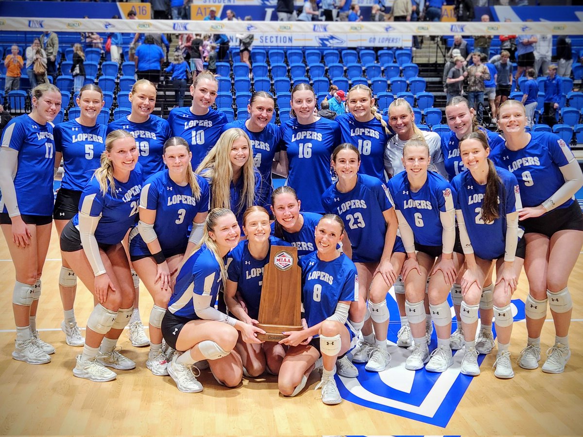 UNKearney's tweet image. Your @UNKvolleyball Lopers are @TheMIAA regular season champions.