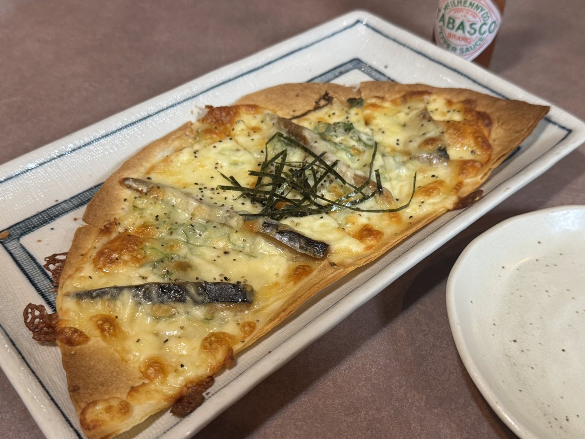 いわし食べに九十九里の大輪さんまで
ツーリング🐟

いわしづくしセットと
いわしピザ

このあとはノープラン笑

#大輪
#九十九里
#CB1300SF