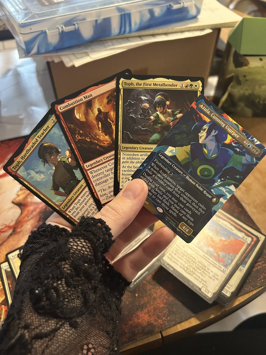 Progchamps's tweet image. Went to the card shop and someone gave me some free packs :))