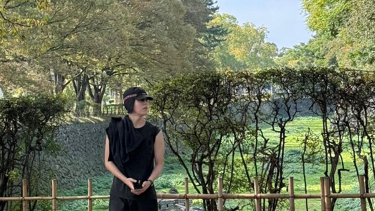 S. @serx4sho fast wa ✪ tweet media