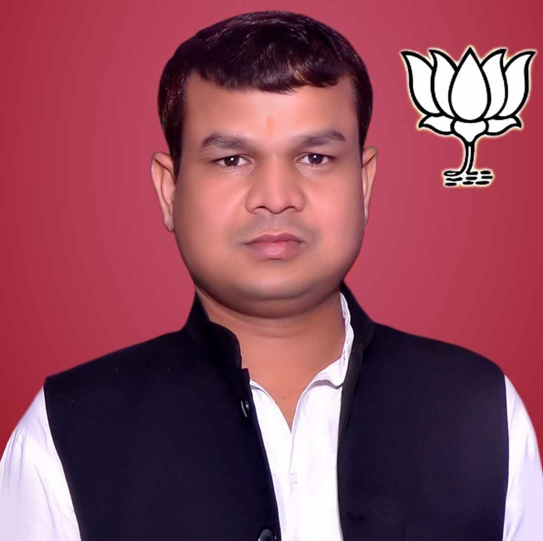 manishrawatmla's tweet image. पूर्व राज्य मंत्री तथा जगदीशपुर (अमेठी) विधानसभा क्षेत्र से लोकप्रिय मा. विधायक श्री सुरेश कुमार जी, आपको जन्मदिन की हार्दिक बधाई एवं शुभकामनाएं!

मर्यादा पुरुषोत्तम प्रभु श्रीराम जी से प्रार्थना है कि आपको उत्तम स्वास्थ्य, दीर्घायु और निरंतर यश की प्राप्ति हो।
@SureshPasiBJP